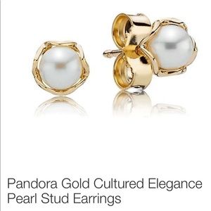 Pandora Gold Cultured Elegance Pearl Stud Earrings